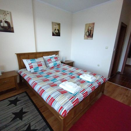 Cedar Lodge 4 Self-Catered Apartment Bansko Luaran gambar